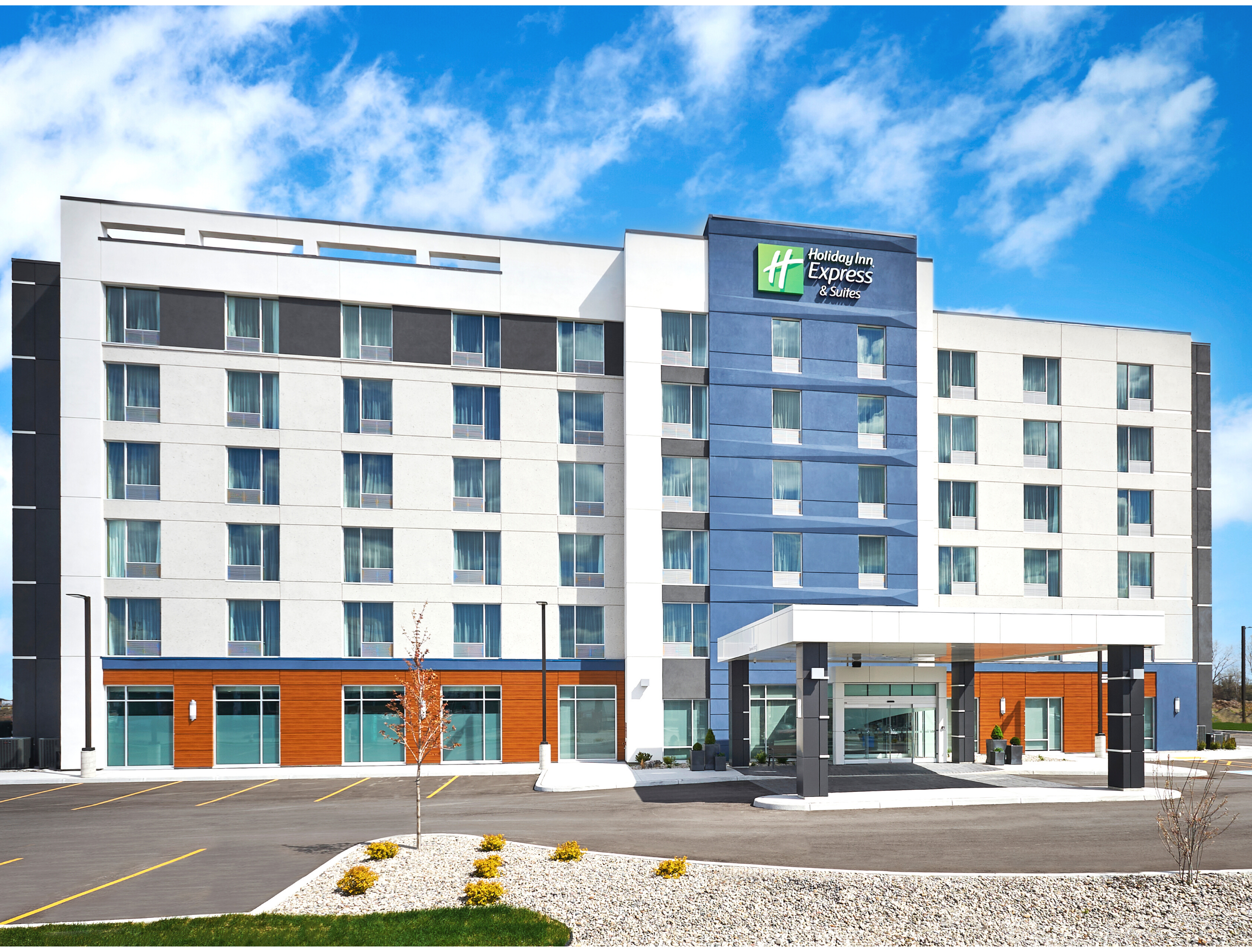 The Holiday Inn Express Hotel, Lakeshore, Ontario